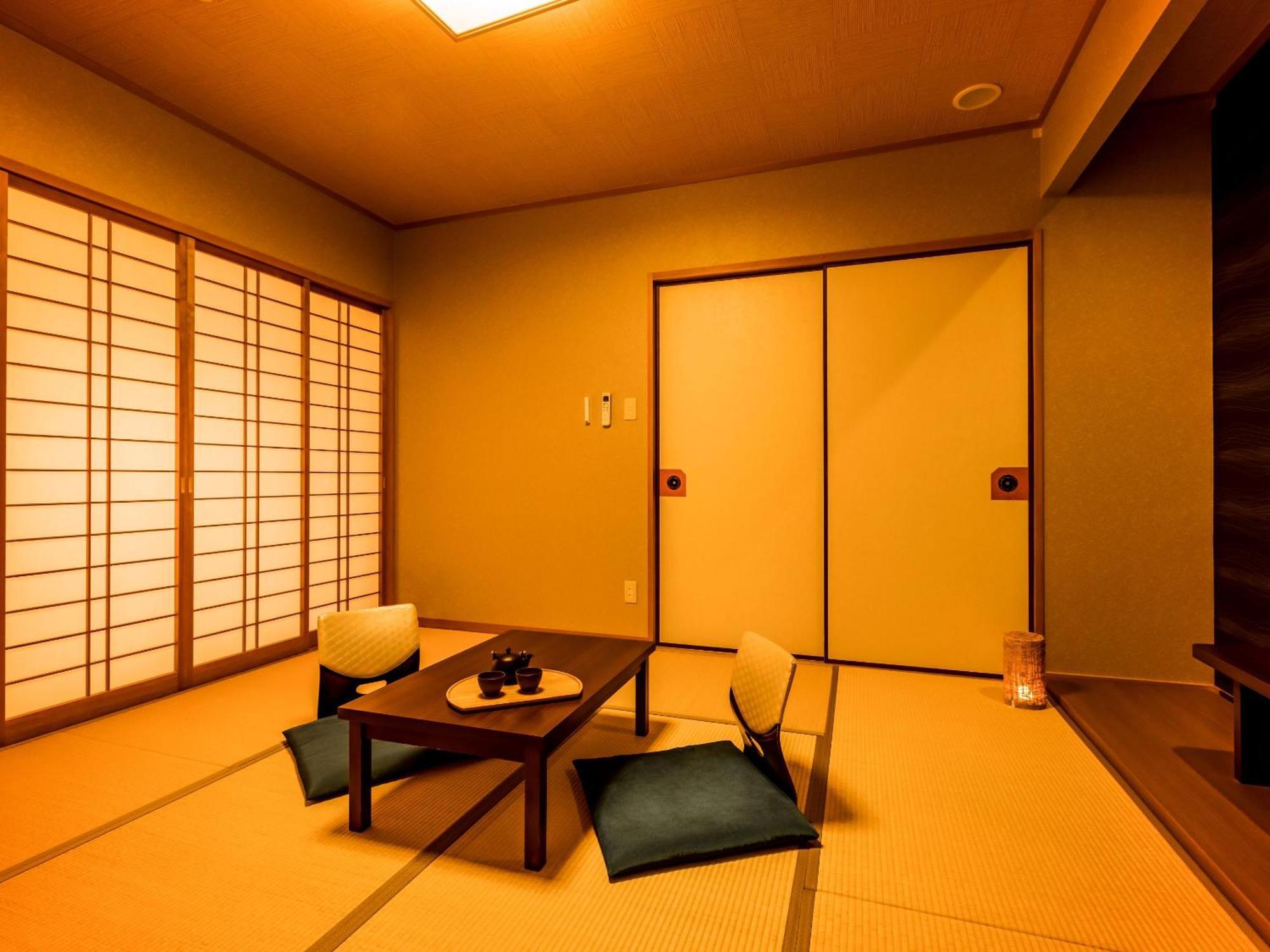 Ooedo Onsen Monogatari Premium Seiunkaku 3* 芦原市